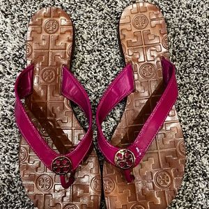 Tory Burch flip flops - Size 8